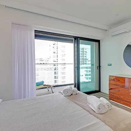 Apartment Sky