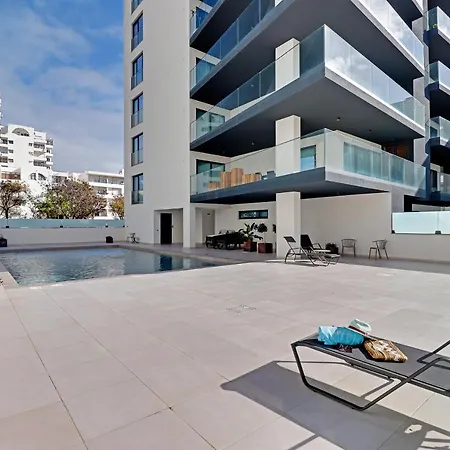 Sky Apartment *